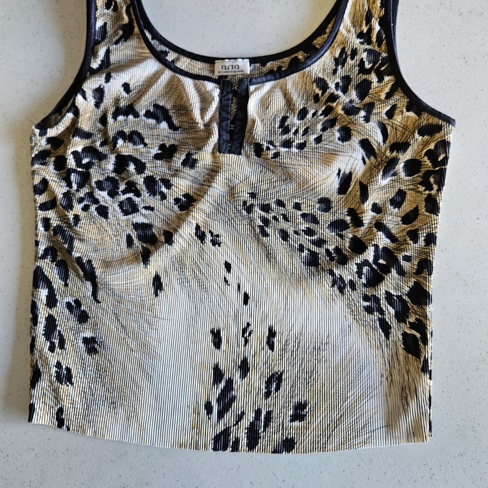 Aria Beige and Black Animal Print Blouse Size Small